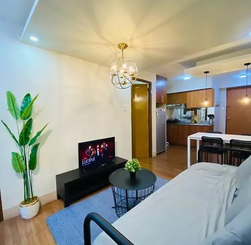 Spacious 2br W/ Free Pool Access&parking * Manila